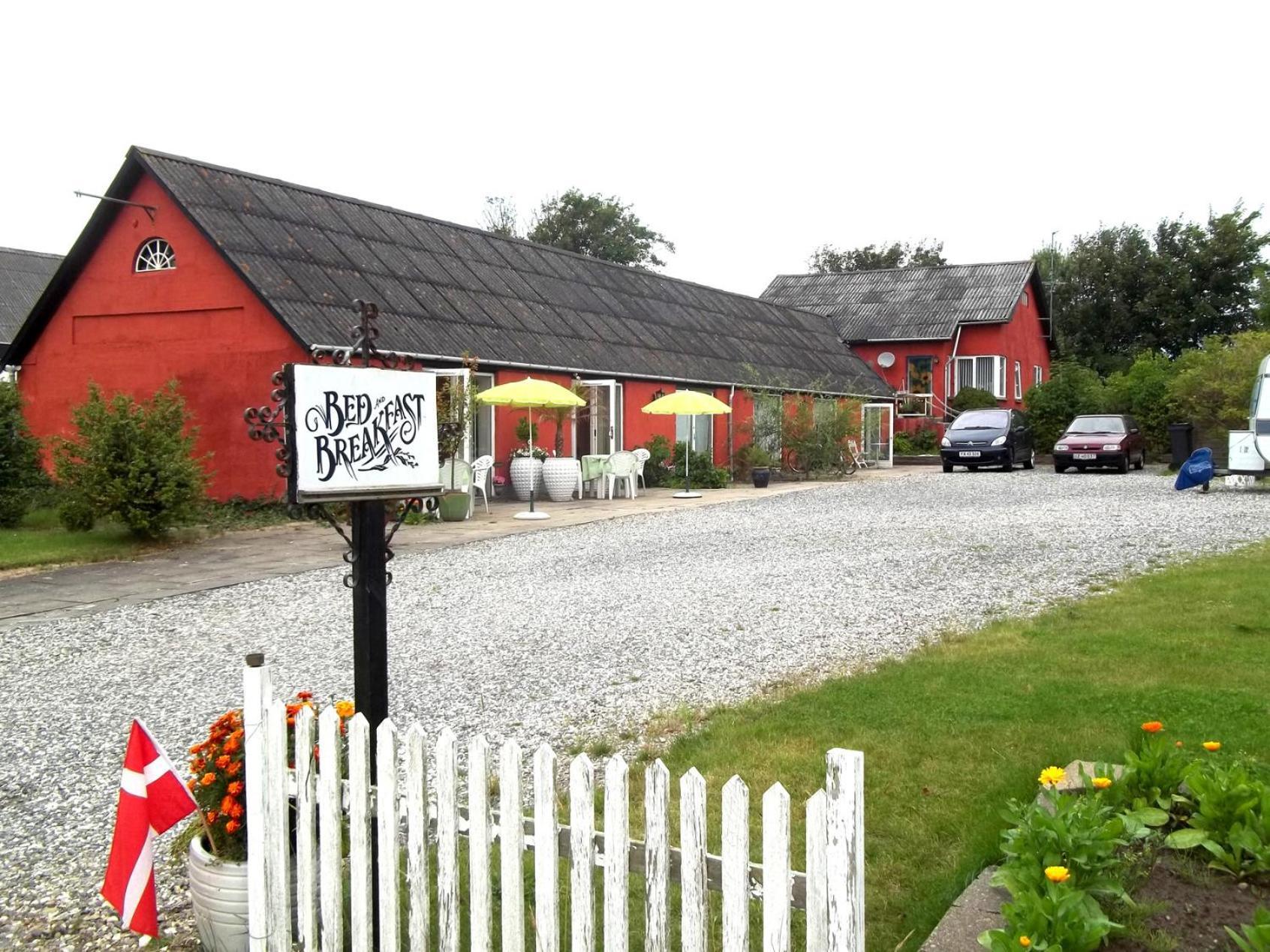 Bed And Breakfast Vester Hjermitslev Saltum Exterior foto